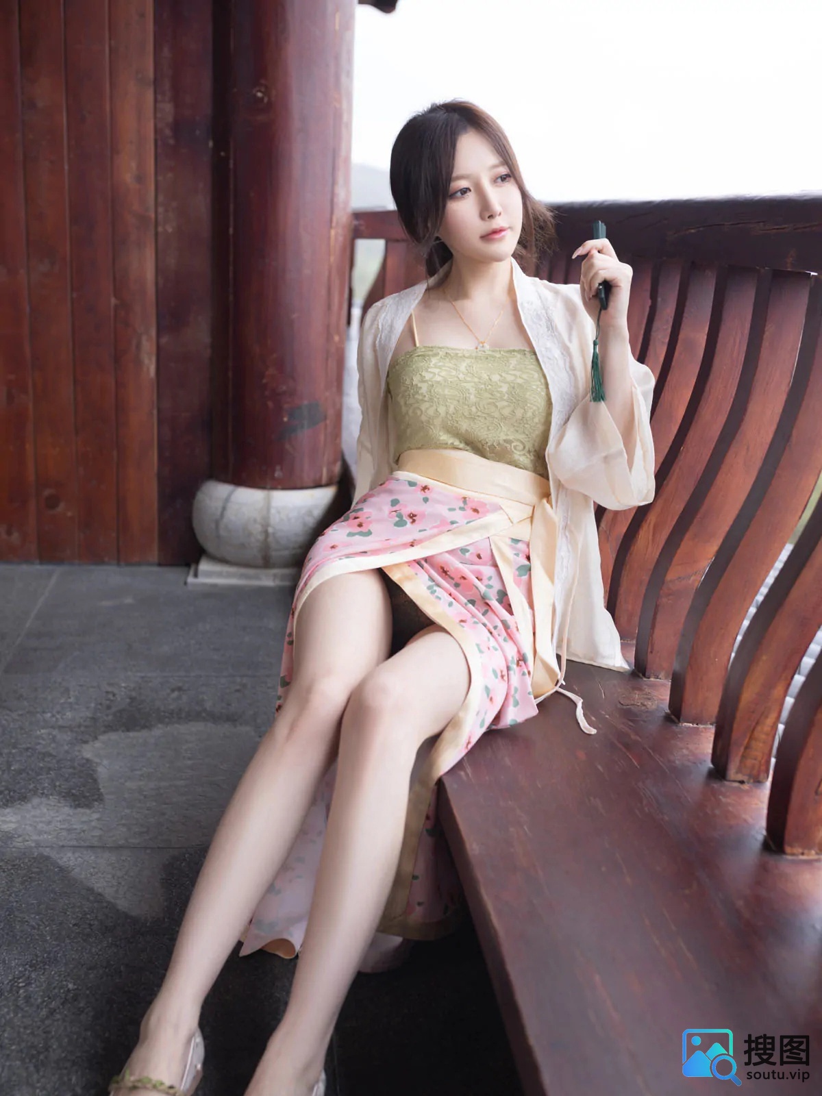 23001.鱼子酱Fish – 内购私拍 NO.008 古风如画 原版 [118P-1.43GB]