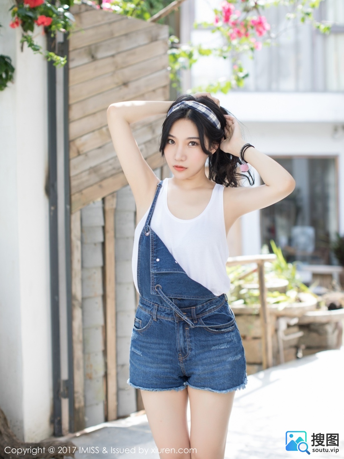 嫩模 小狐狸Sica 高清2套视频+30套写真，大小4.82G